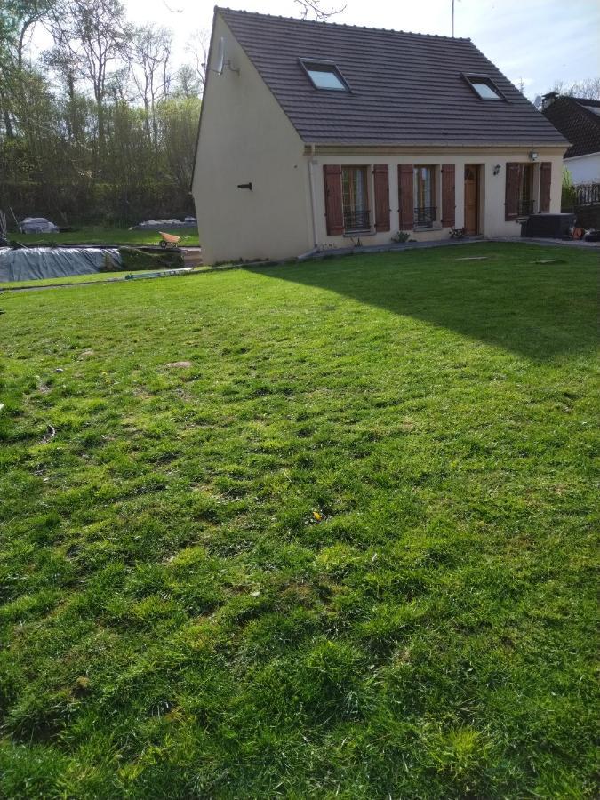 Agreable Double Avec Salle D'eau Privative Privatunterkunft Le Mesnil-Theribus